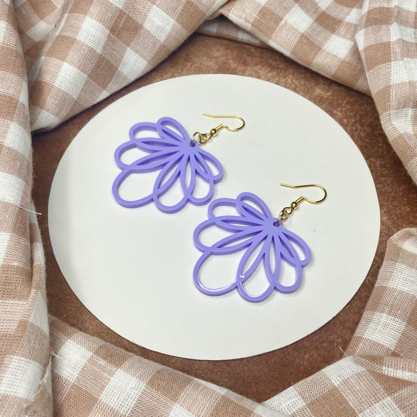 Rounded Purple Leaves